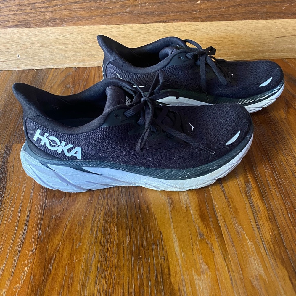 HOKA Clifton 8 Wide Womens Shoes Size 6.5, Black/White, Used Good Condition